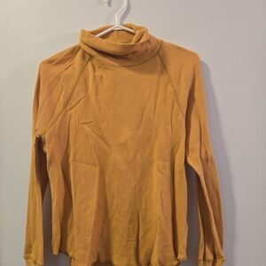 Everlane Mustard Yellow Waffle Knit Turtle Neck Size M.